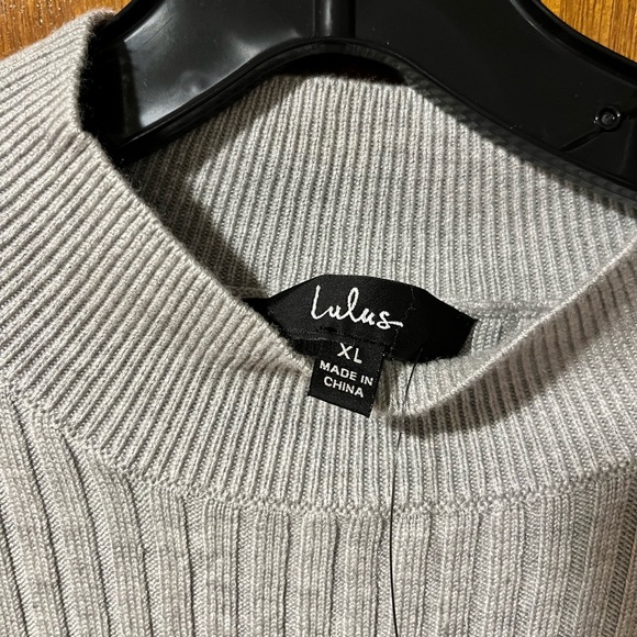 Grey turtleneck peplum sweater top - Picture 4 of 5